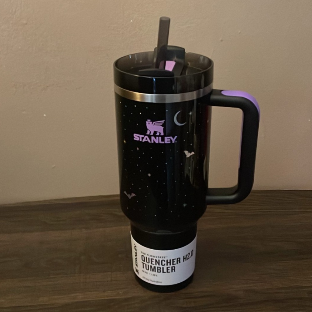 Stanley x Target Halloween collab - 40 oz Quencher - Spellcast Black